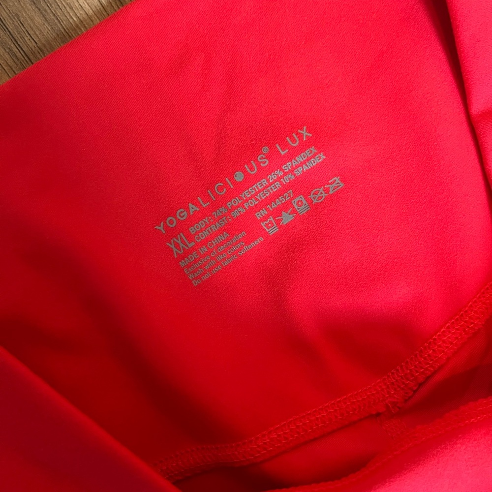 Yogalicious Lux Leggings - Picture 3 of 5
